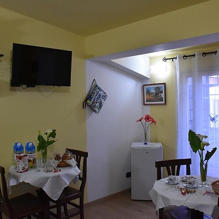 B&B La Casa Di Luigi 贾迪尼-纳克索斯 外观 照片
